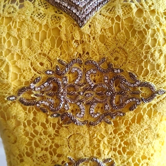 Designer Yellow crochet lace and diamond work 2 piece 2 way Anarkali XS - Picture 6 of 15